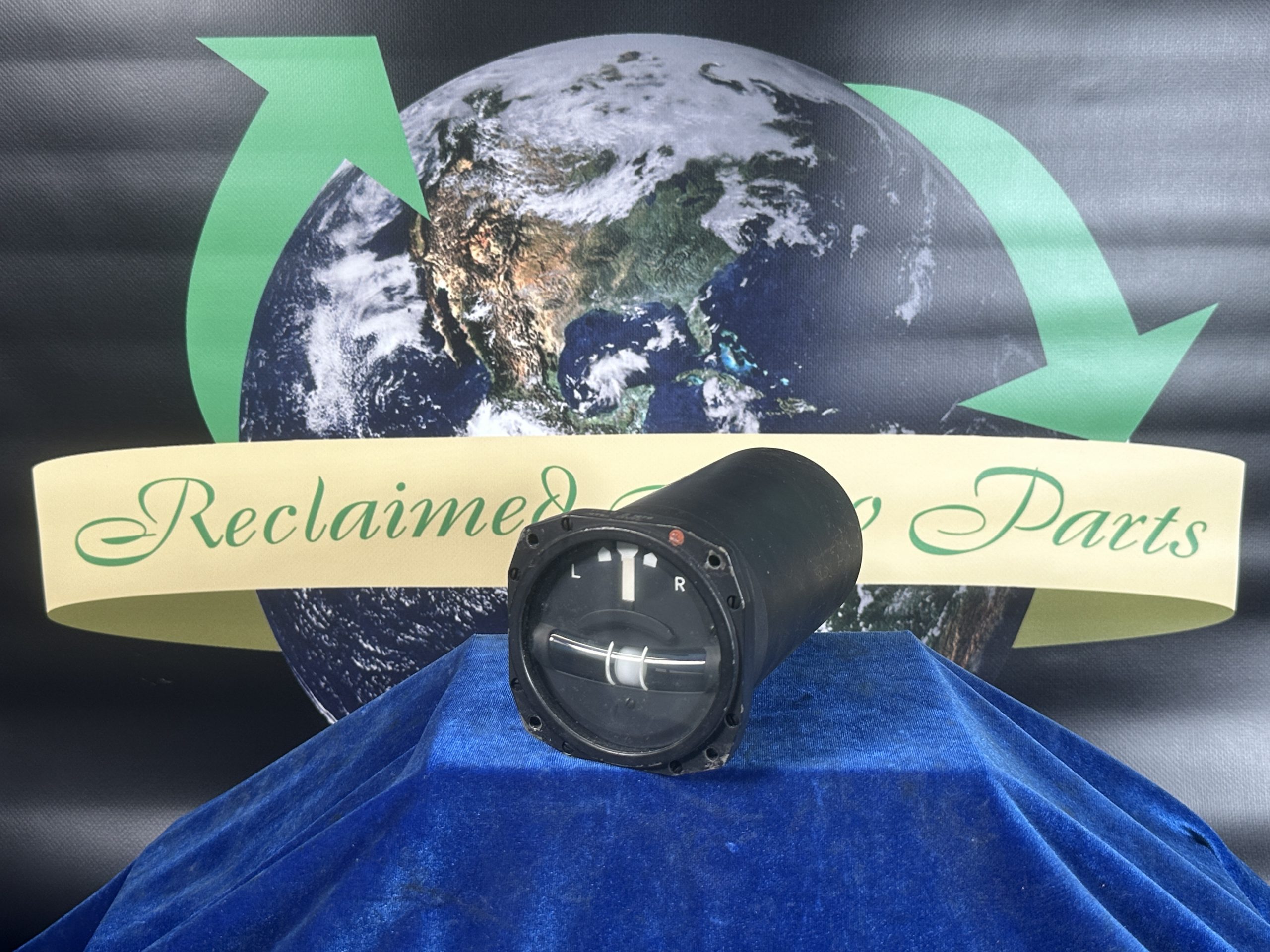 TURN CO-ORDINATOR 28volt (CESSNA) TESTED FUNCTIONAL