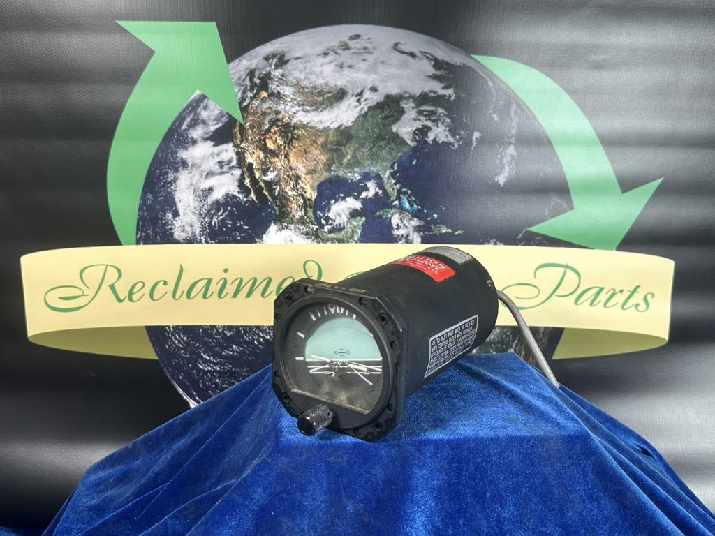 ATTITUDE GYRO - AUTOPILOT (EDO-AIRE)