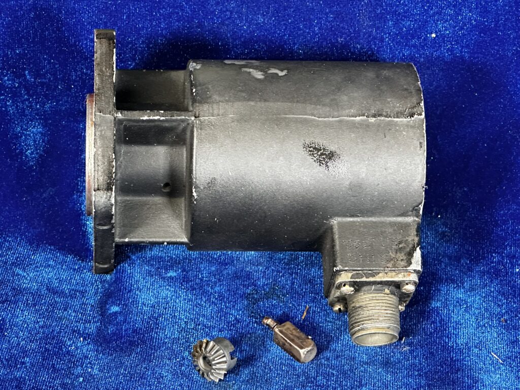 TACH GENERATOR - GLOBE