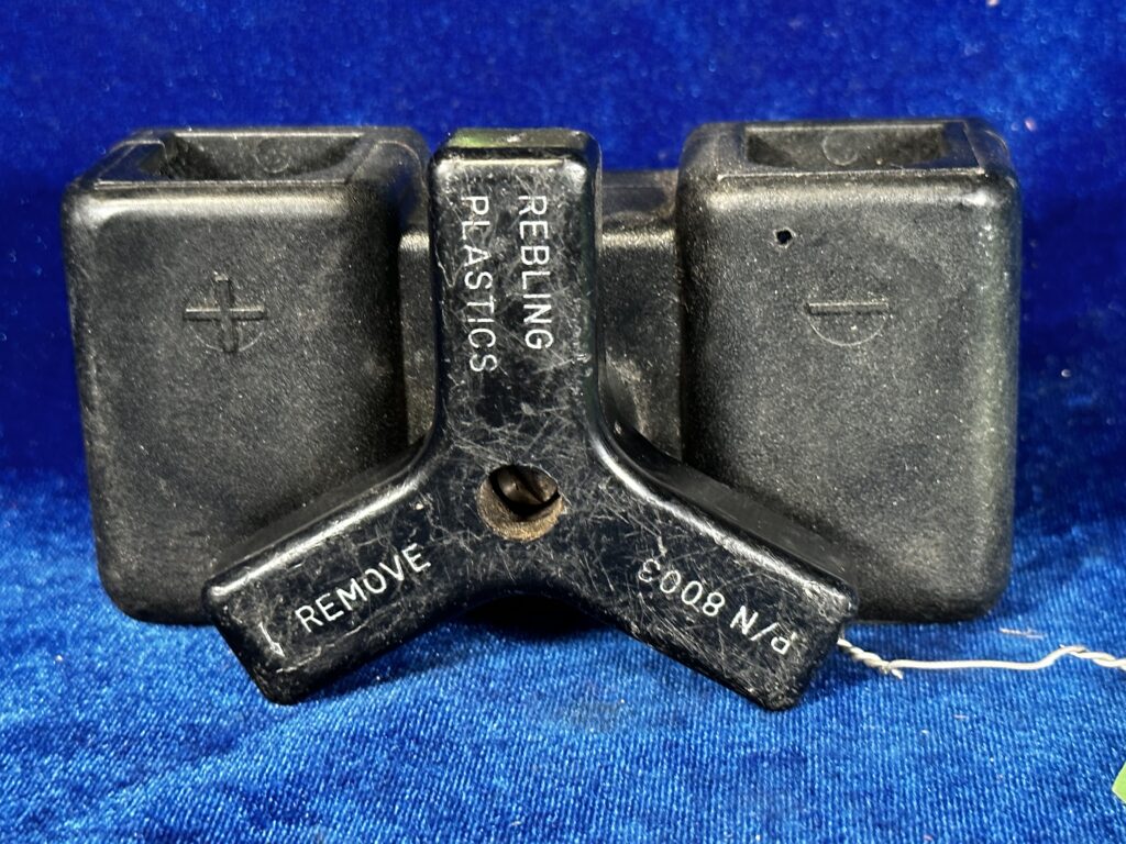 BATTERY DISCONNECT (REBLING PLASTICS)