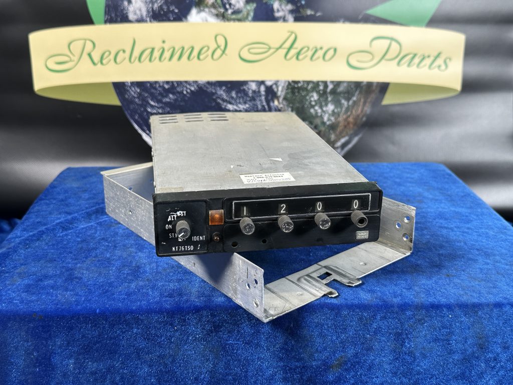 TRANSPONDER WITH TRAY 14volt (BENDIX KING)