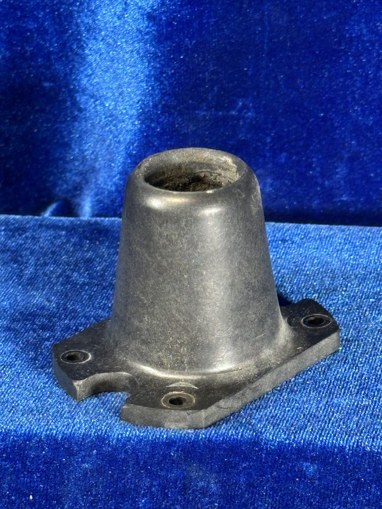 SUPPORT - CONTROL TUBE RH