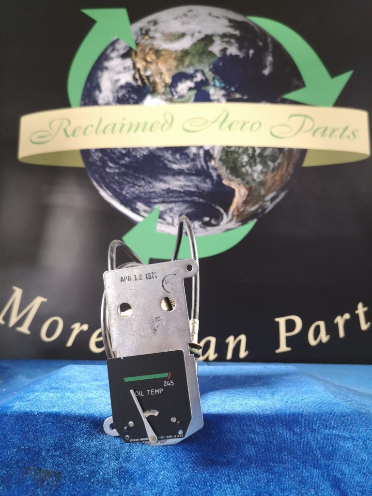 CESSNA OIL TEMP GAUGE (MFG APR 12/1977)