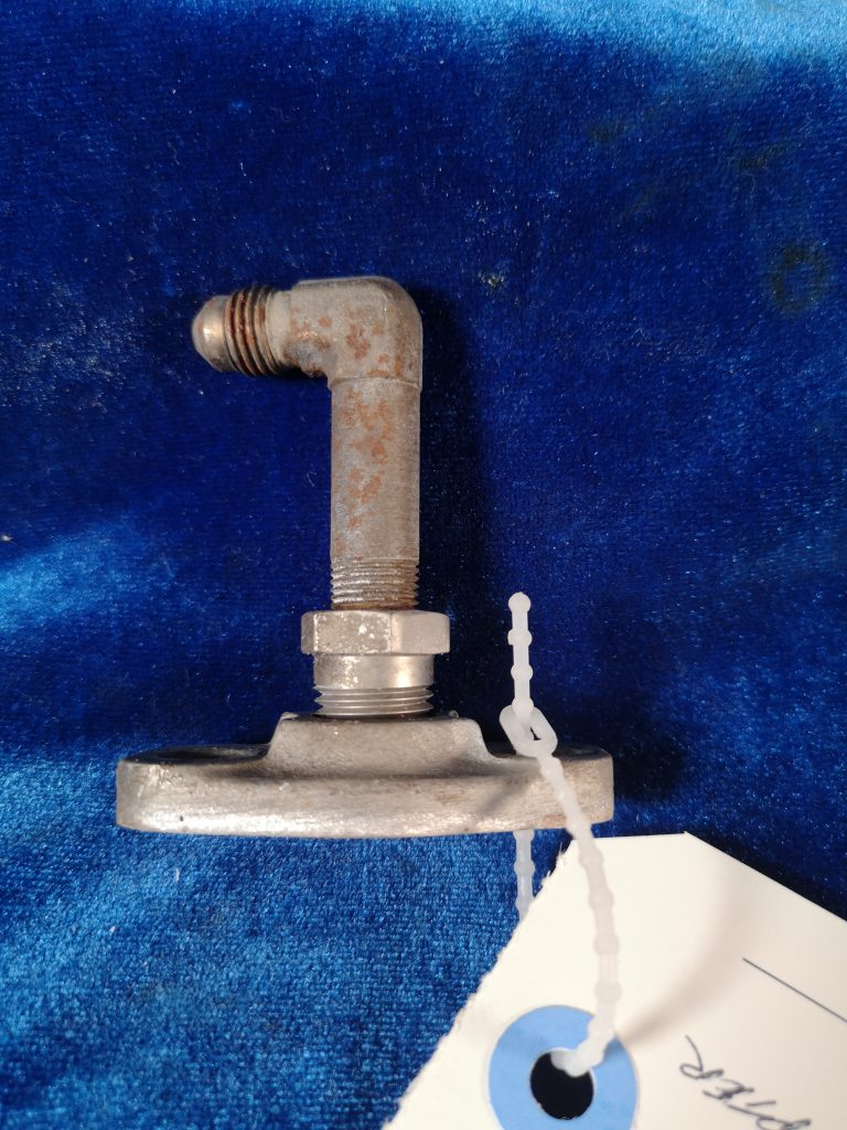 TURBO OIL INLET FITTING ASSY (2)