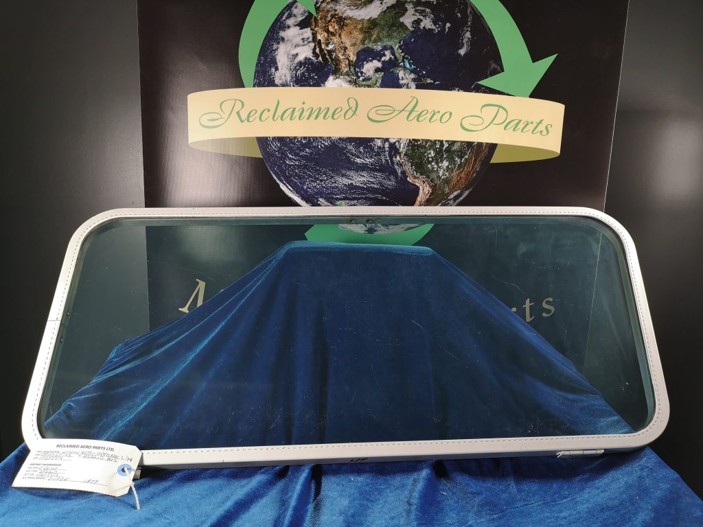 WINDOW ASSY L/H (HINGED)