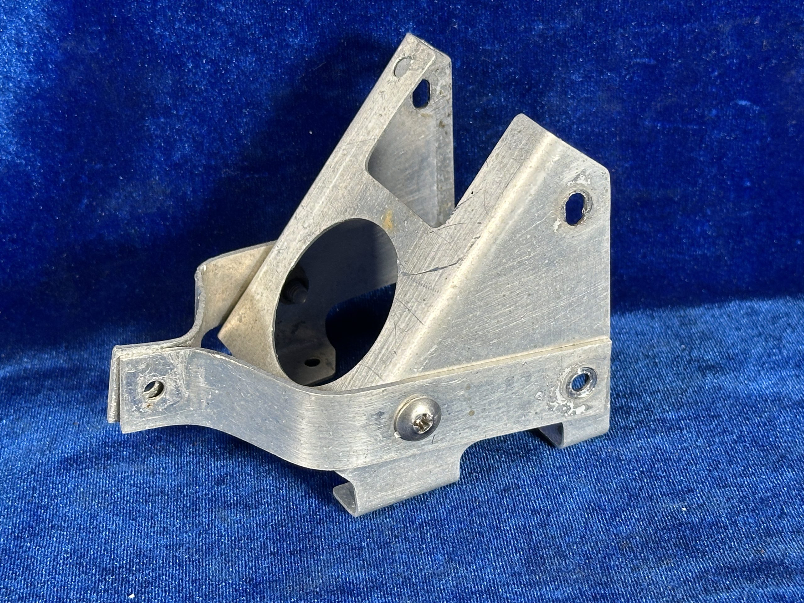 BRACKET - FUEL GASCOLATOR MOUNT