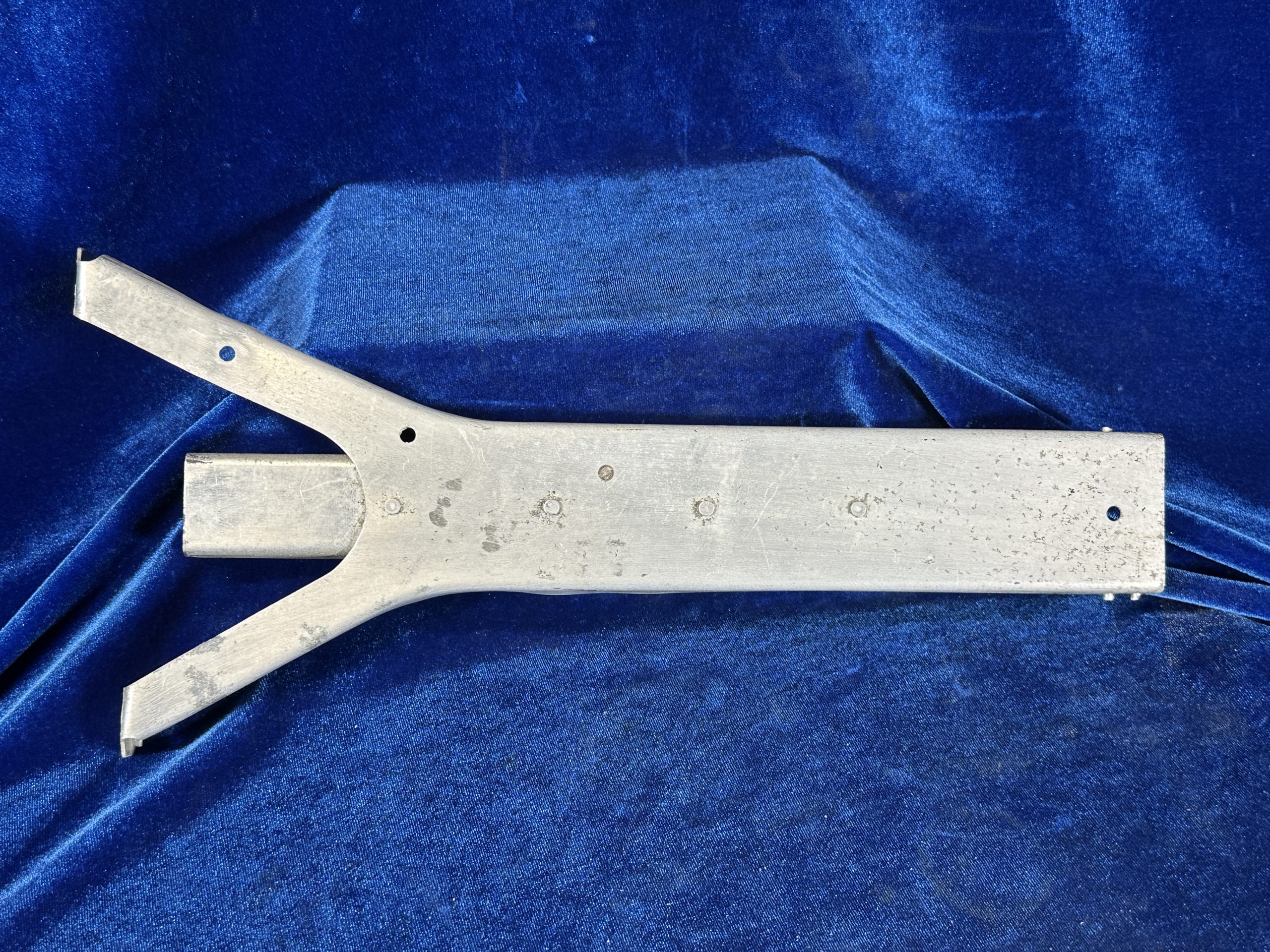 SUPPORT - INSTRUMENT PANEL LH