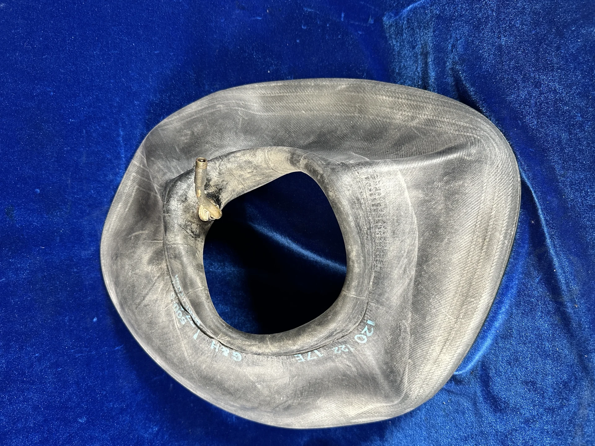 TUBE - 5.00-5 TR67 90 degree STEM G&H