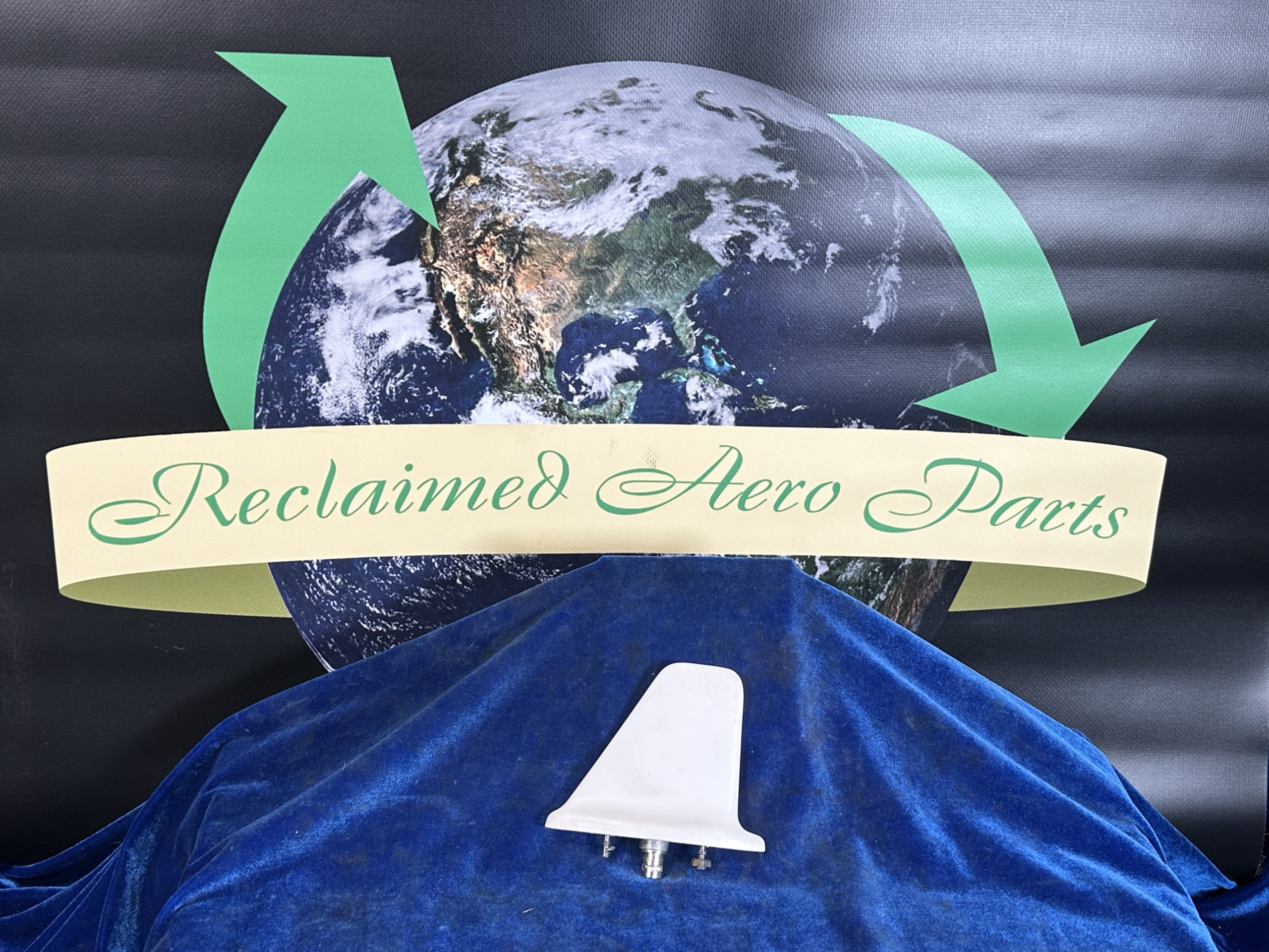 ANTENNA DME TRANSPONDER (COMANT)