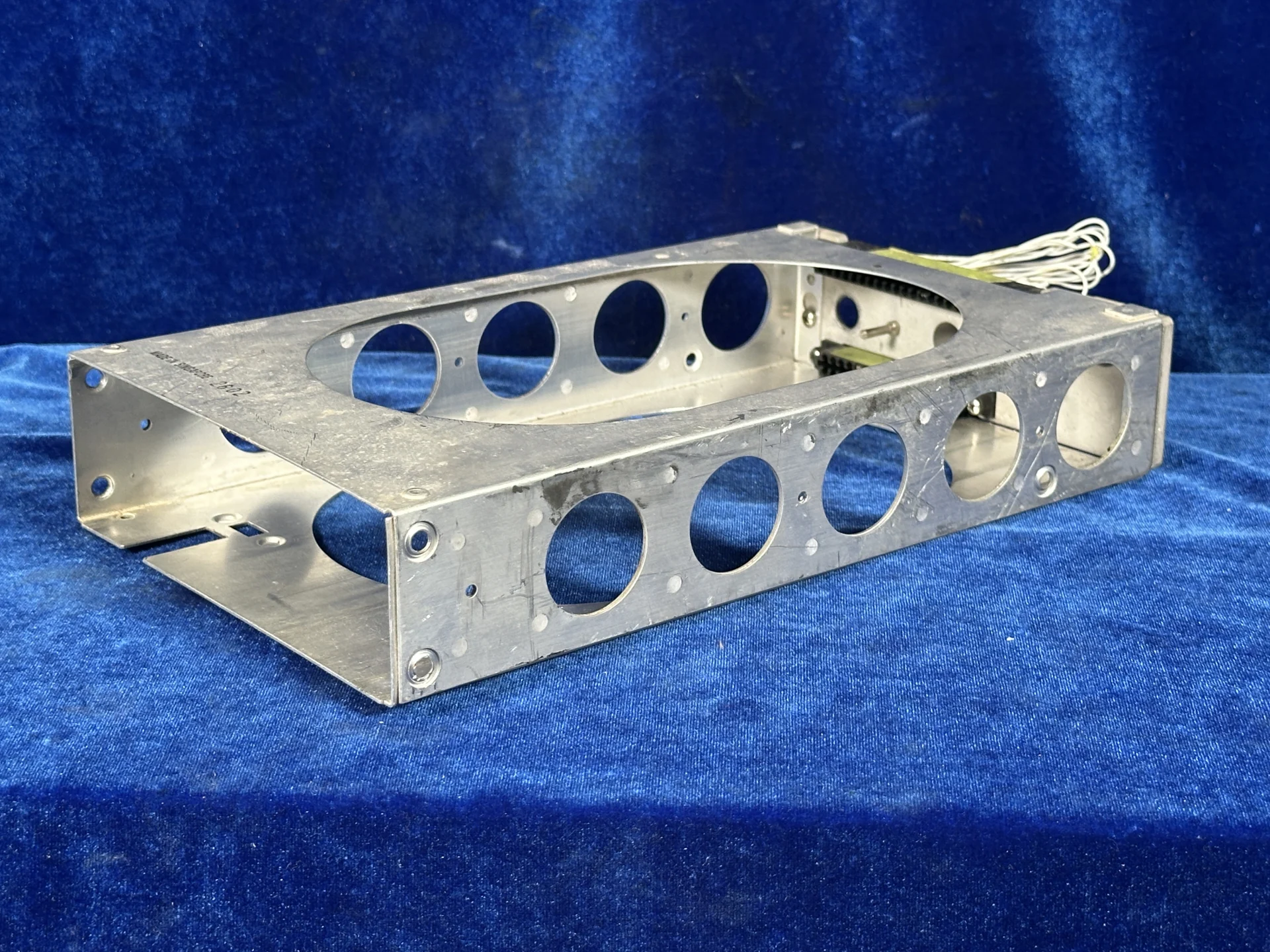 TRAY - VHF GPS FOR MODEL# KLX135A