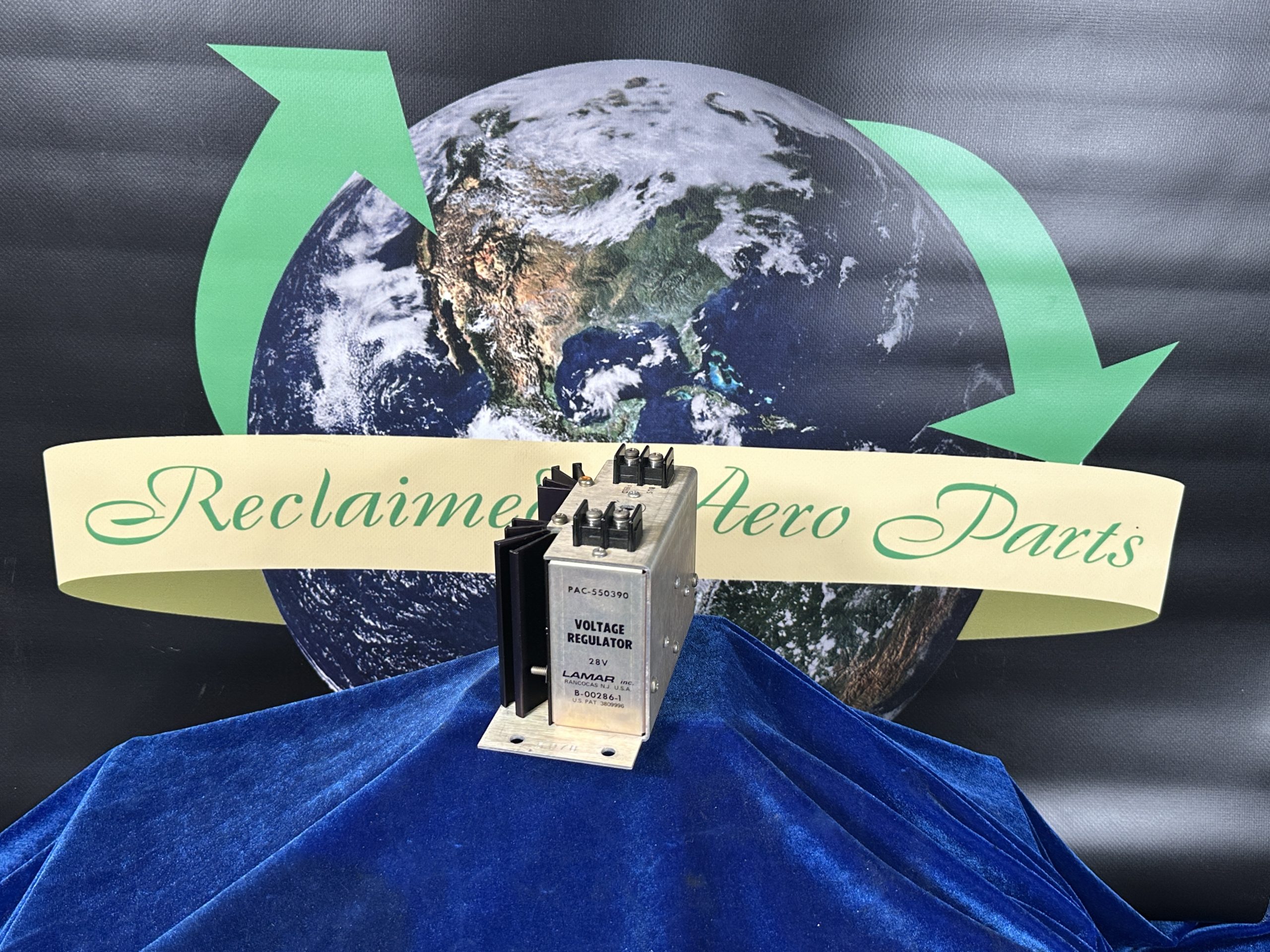 VOLTAGE REGULATOR 28volt(LAMAR) WITH SERVICEABLE TAG