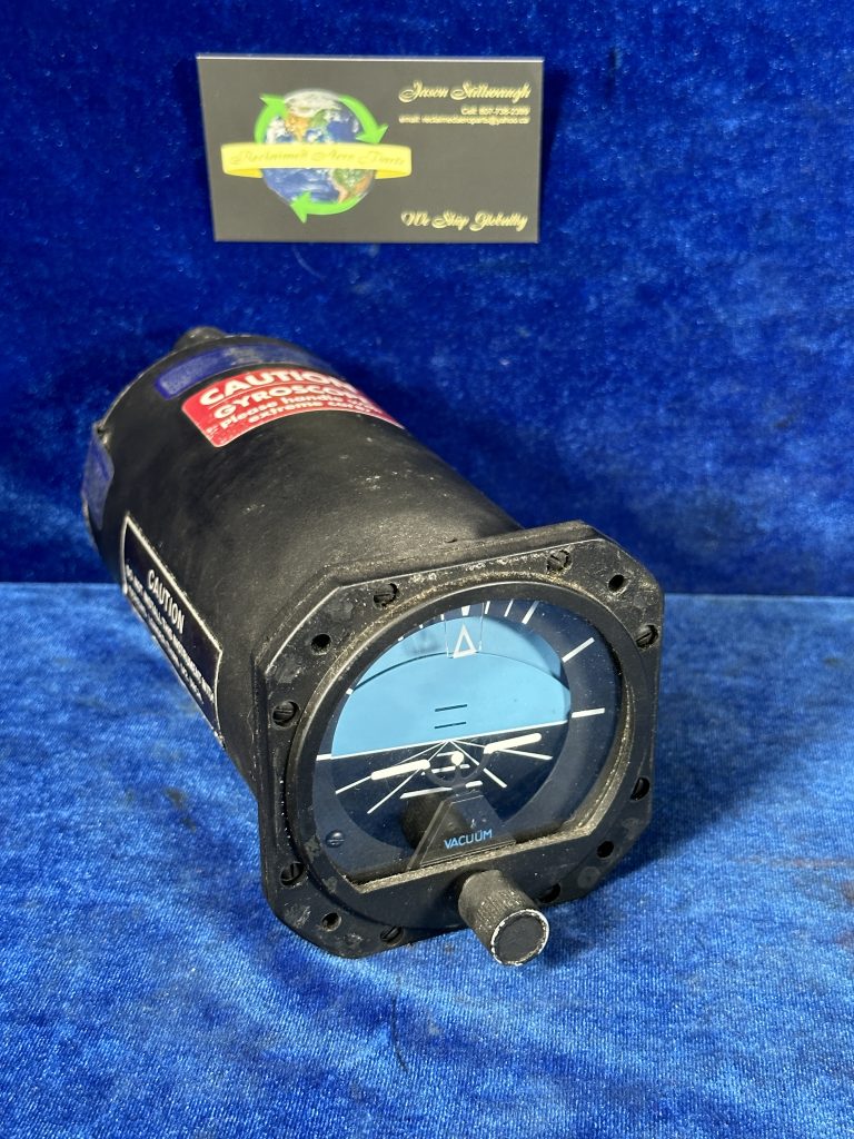 ATTITUDE GYRO - ARTIFICIAL HORIZON (EDO-AIRE)