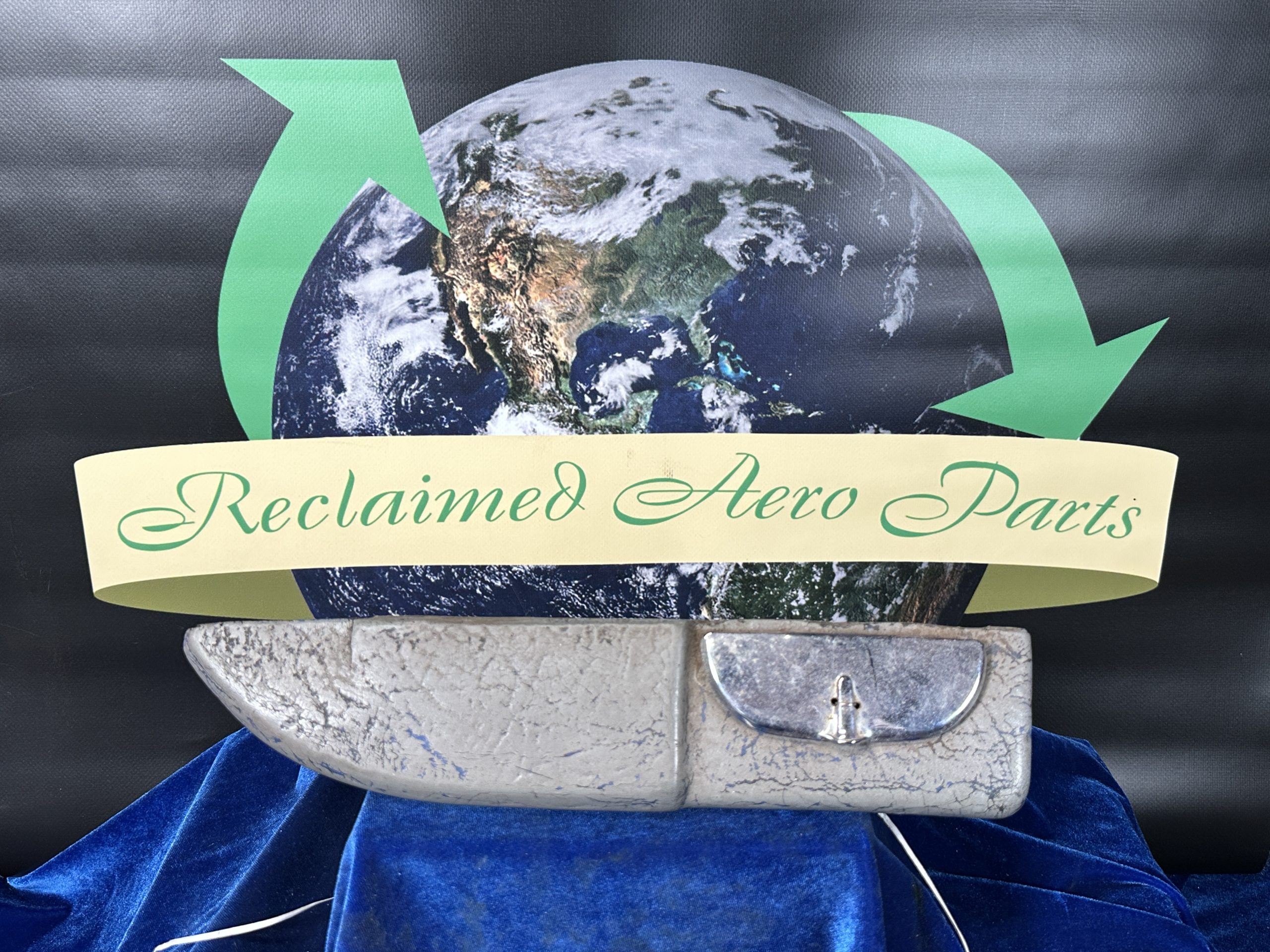 ARMREST LH WITH ASH TRAY