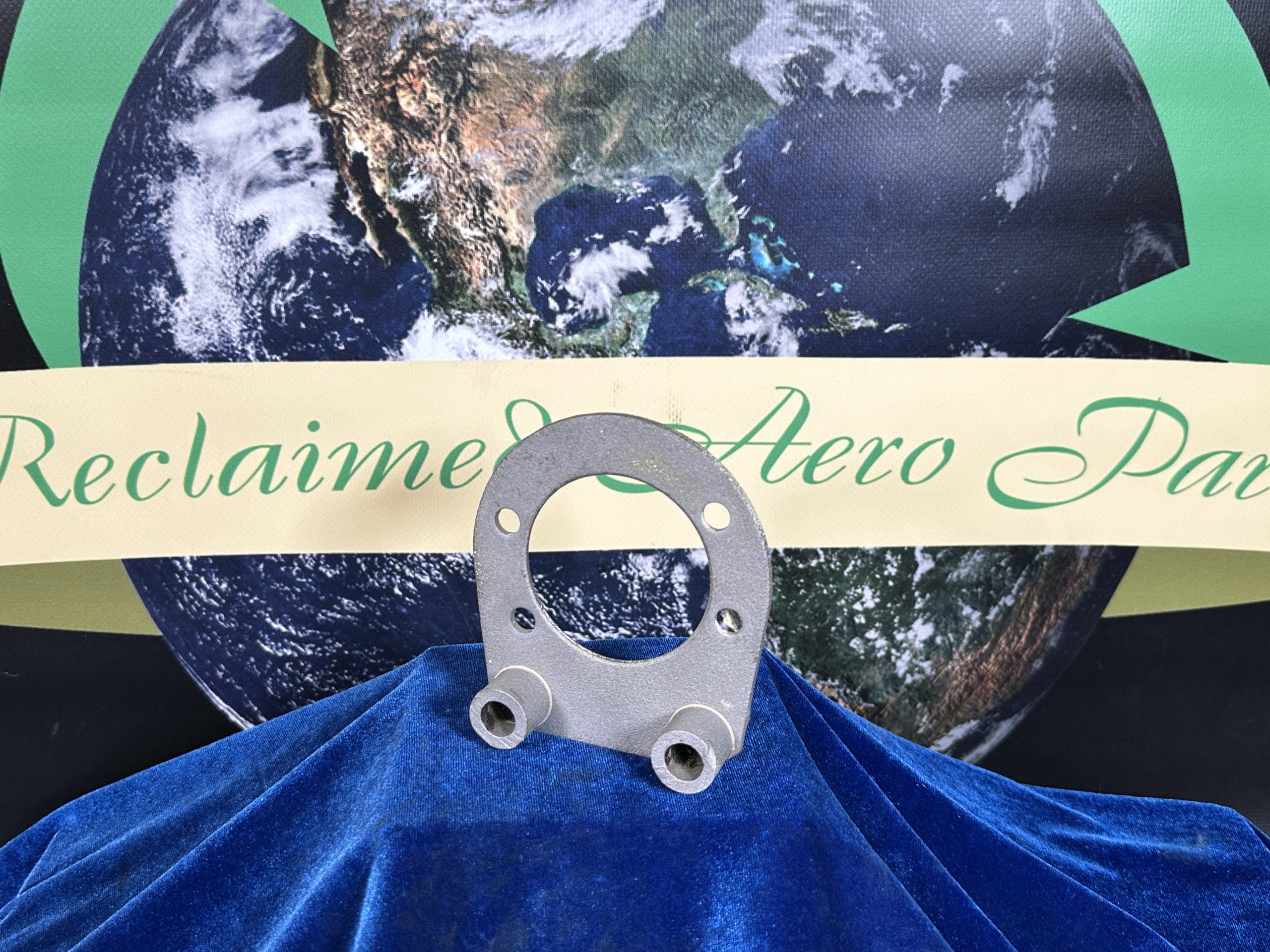 TORQUE PLATE - BRAKES