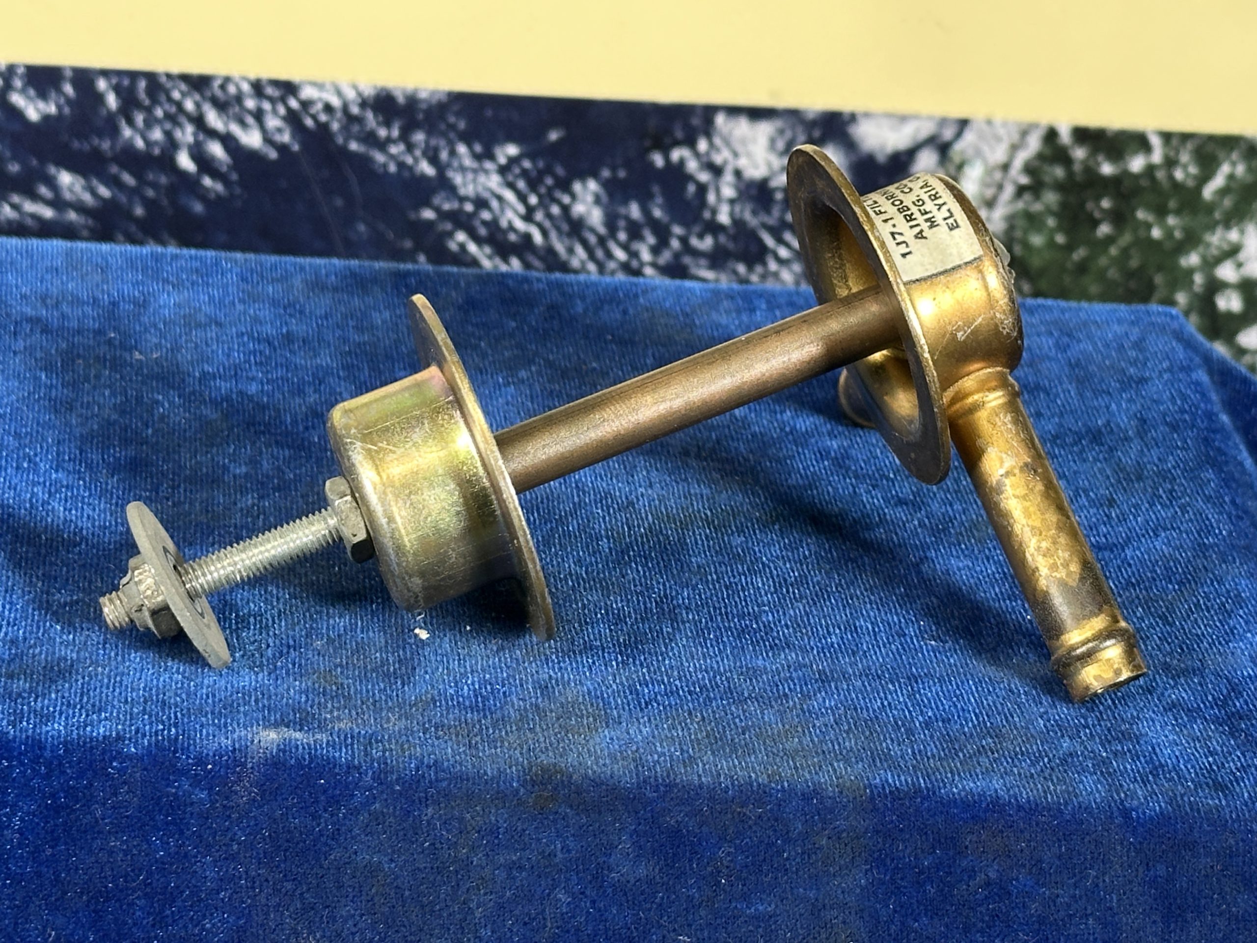 VACUUM SYSTEM MOUNT (AIRBORNE)