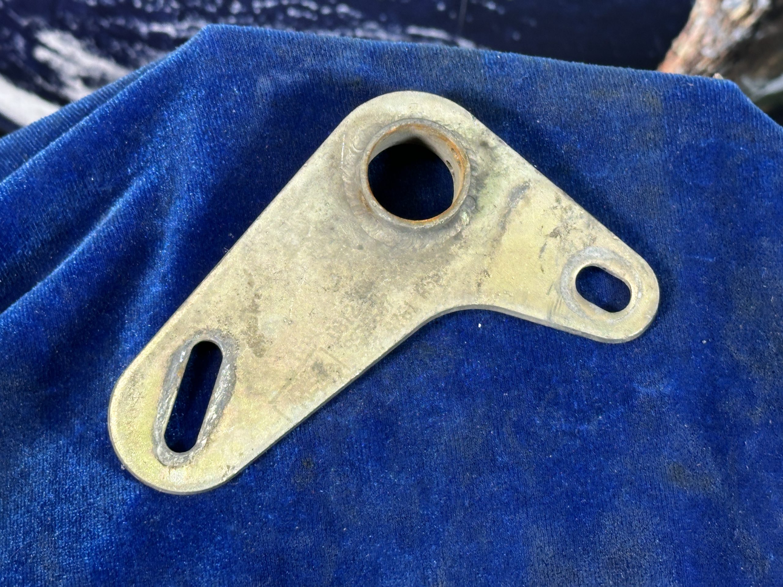 BELLCRANK ASSY - LH & RH (SEAT BACK) PILOT OR CO-PILOT