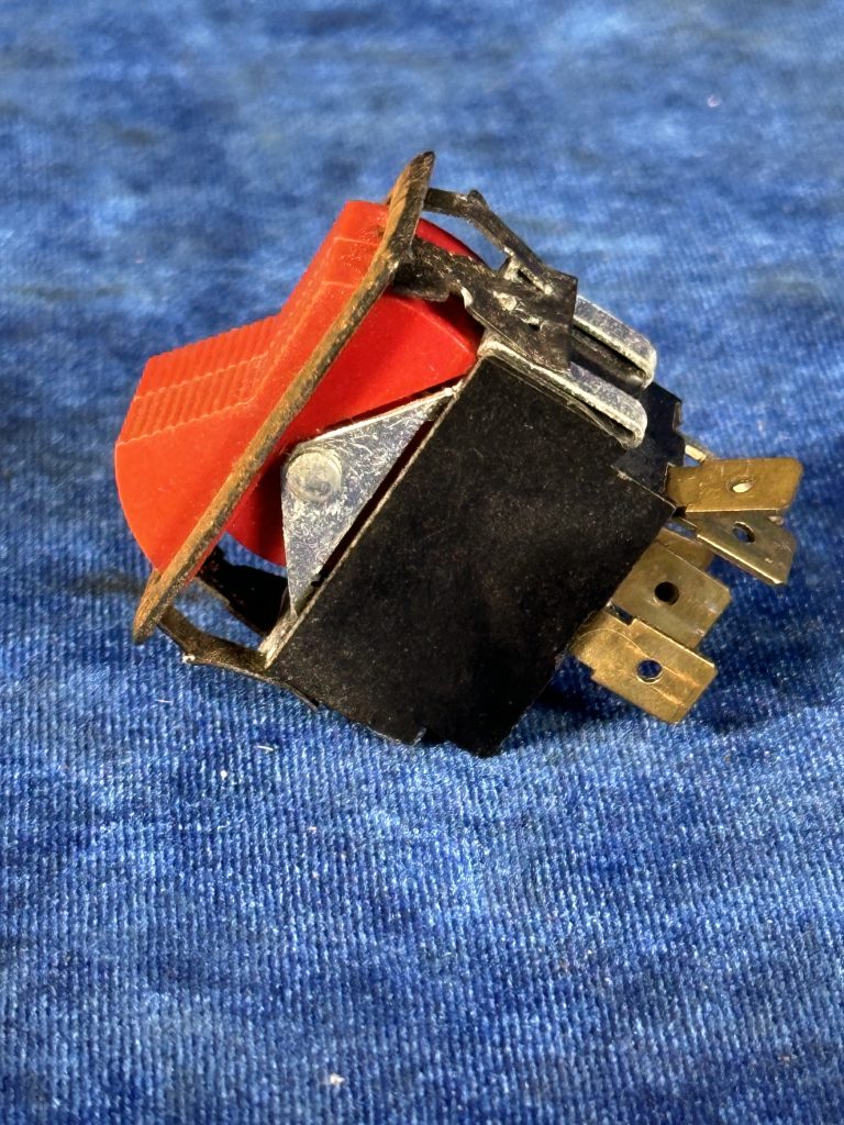 SWITCH - MASTER WITH BEZEL