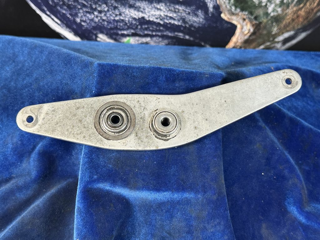 BELLCRANK - ELEVATOR FORWARD