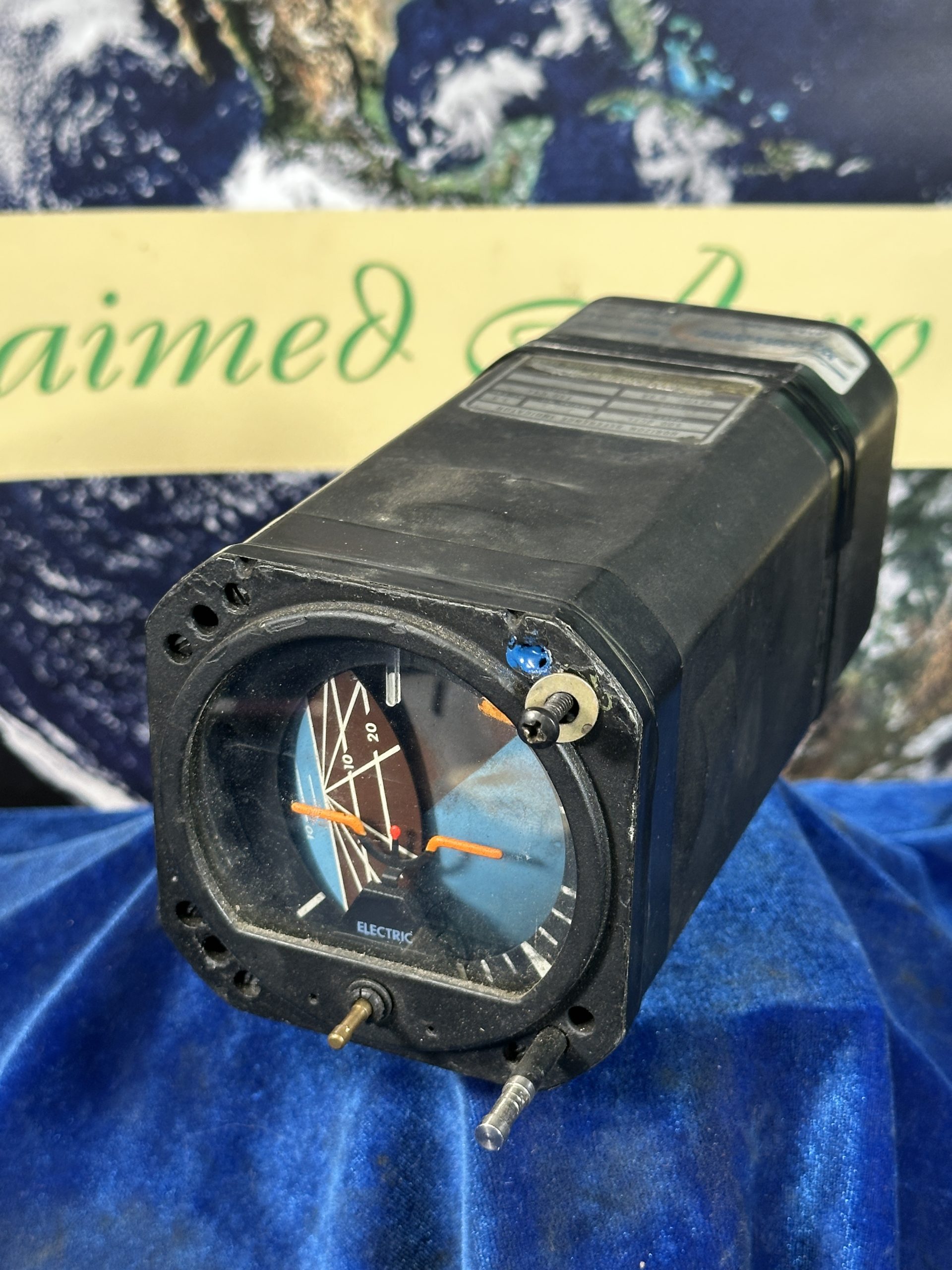 ARTIFICIAL HORIZON - CORE 28 volt ELECTRIC