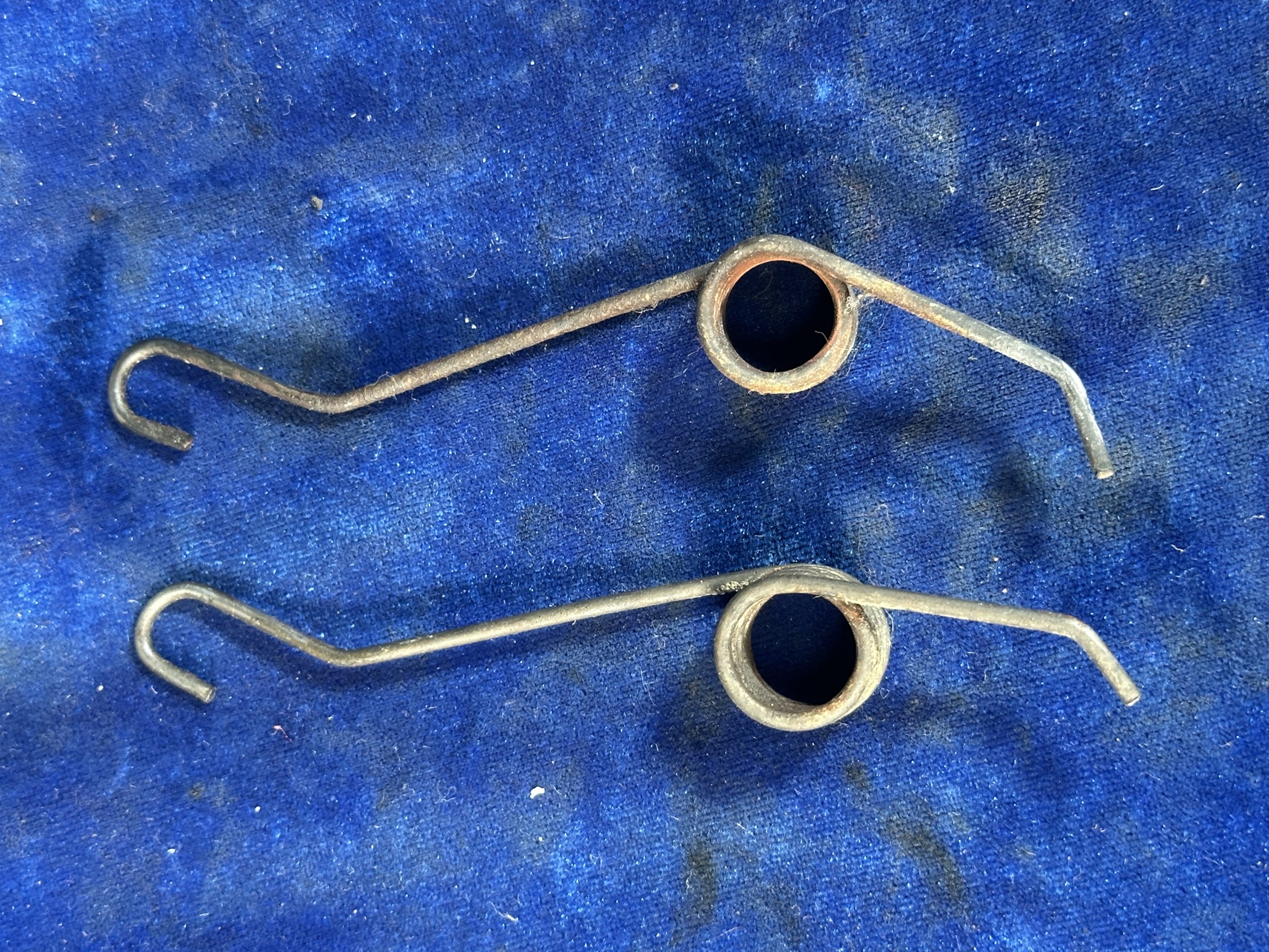 SPRING - RUDDER- PEDAL RETURN (SET OF 2)