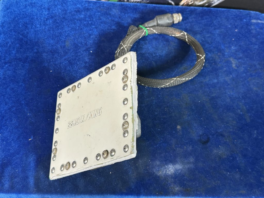 ANTENNA - RADAR ALTIMETER (KING)