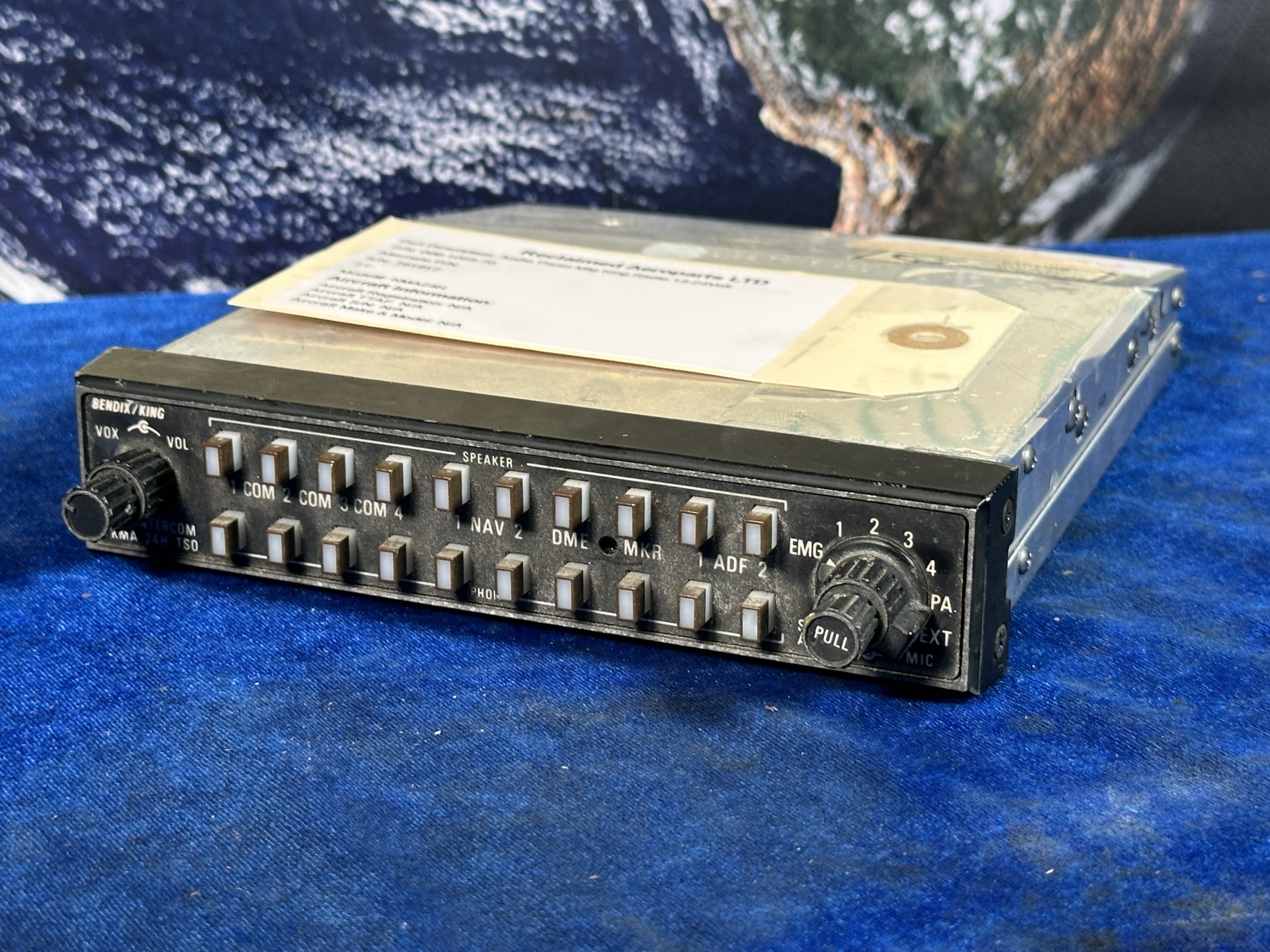 AUDIO PANEL (KING RADIO) 14-24volt