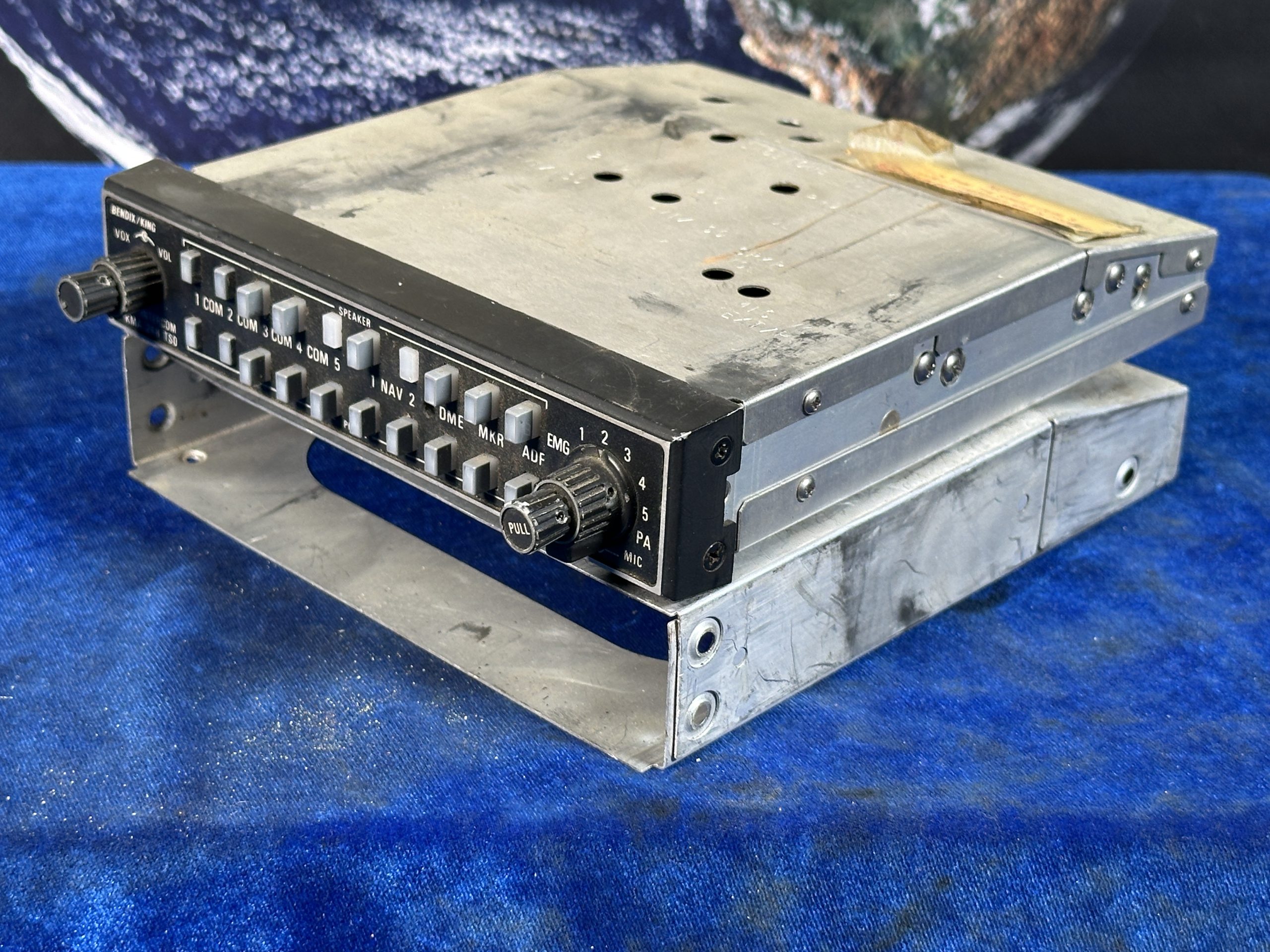 AUDIO PANEL (KING RADIO) 14-24volt