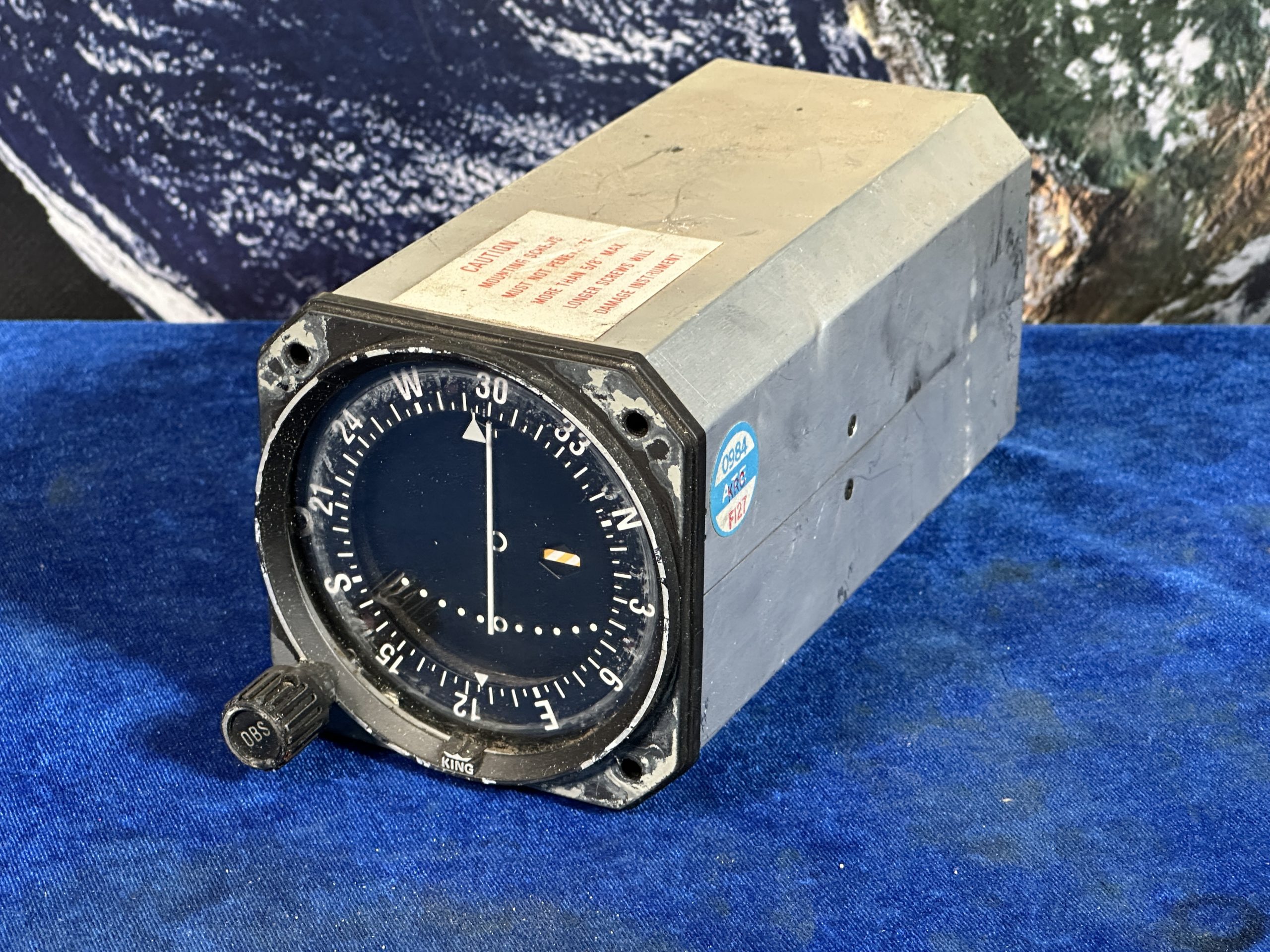 VOR LOC CONVERTER INDICATOR (KING)