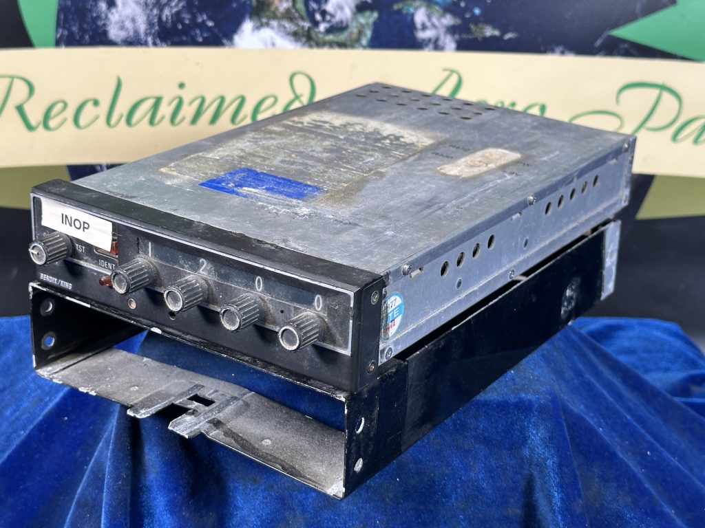 TRANSPONDER + TRAY(BENDIX KING) (CORE-PARTS)