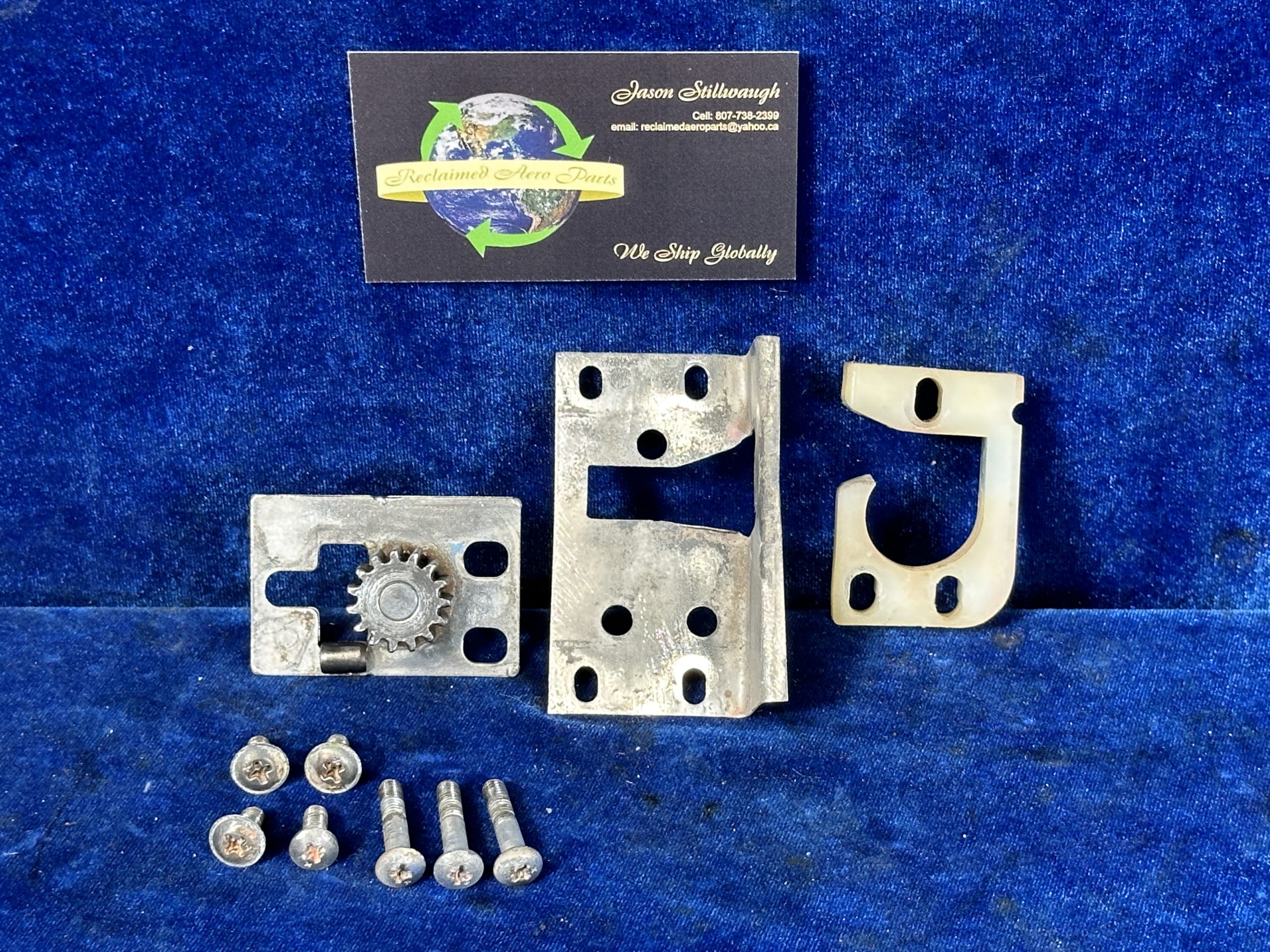 CLUTCH ASSY - RH DOOR POST