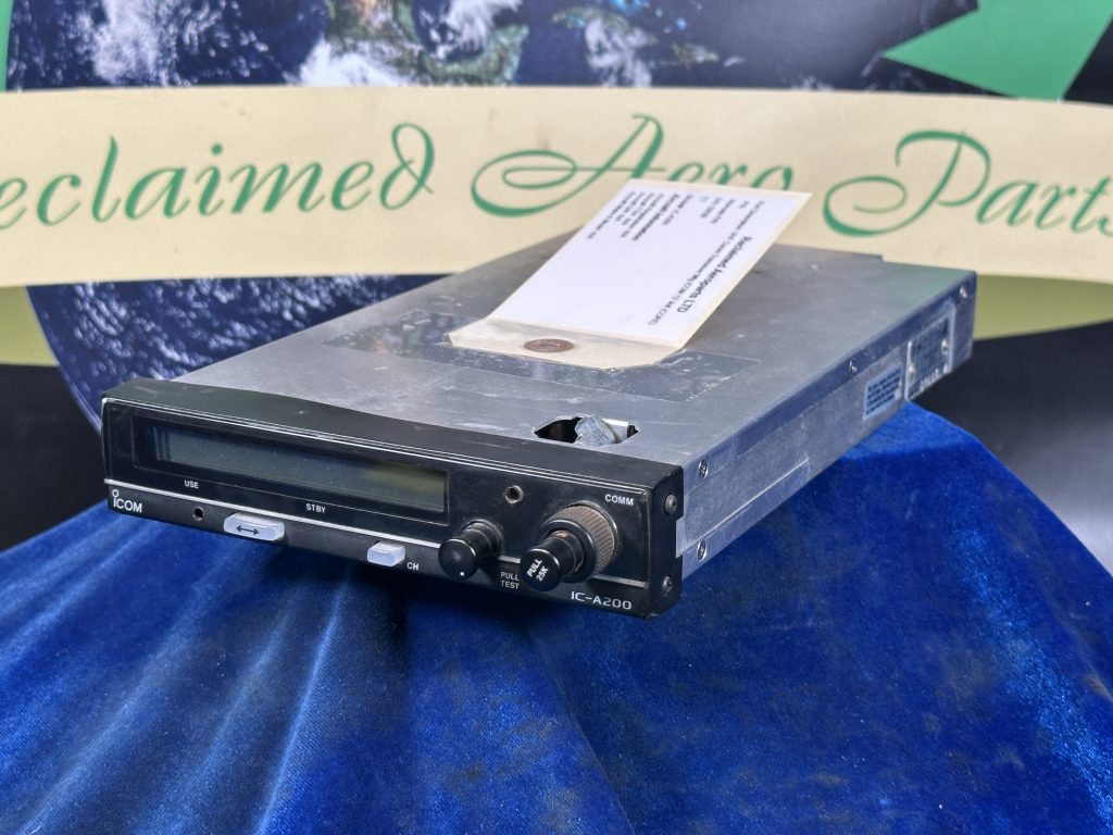 VHF COMM TRANCEIVER 13volt CORE (ICOM)