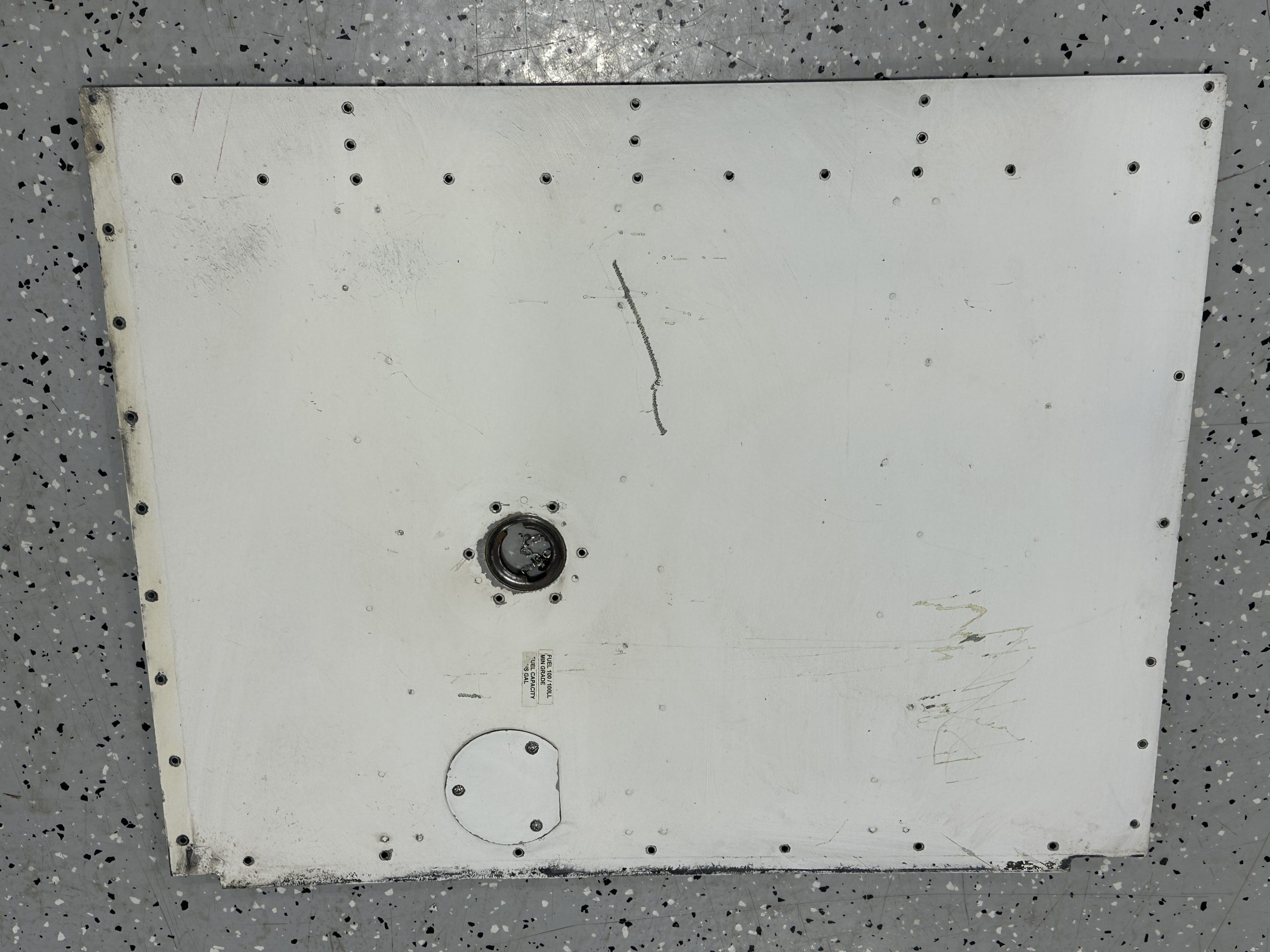 COVER ASSY - FUEL TANK RH (STANDARD RANGE)