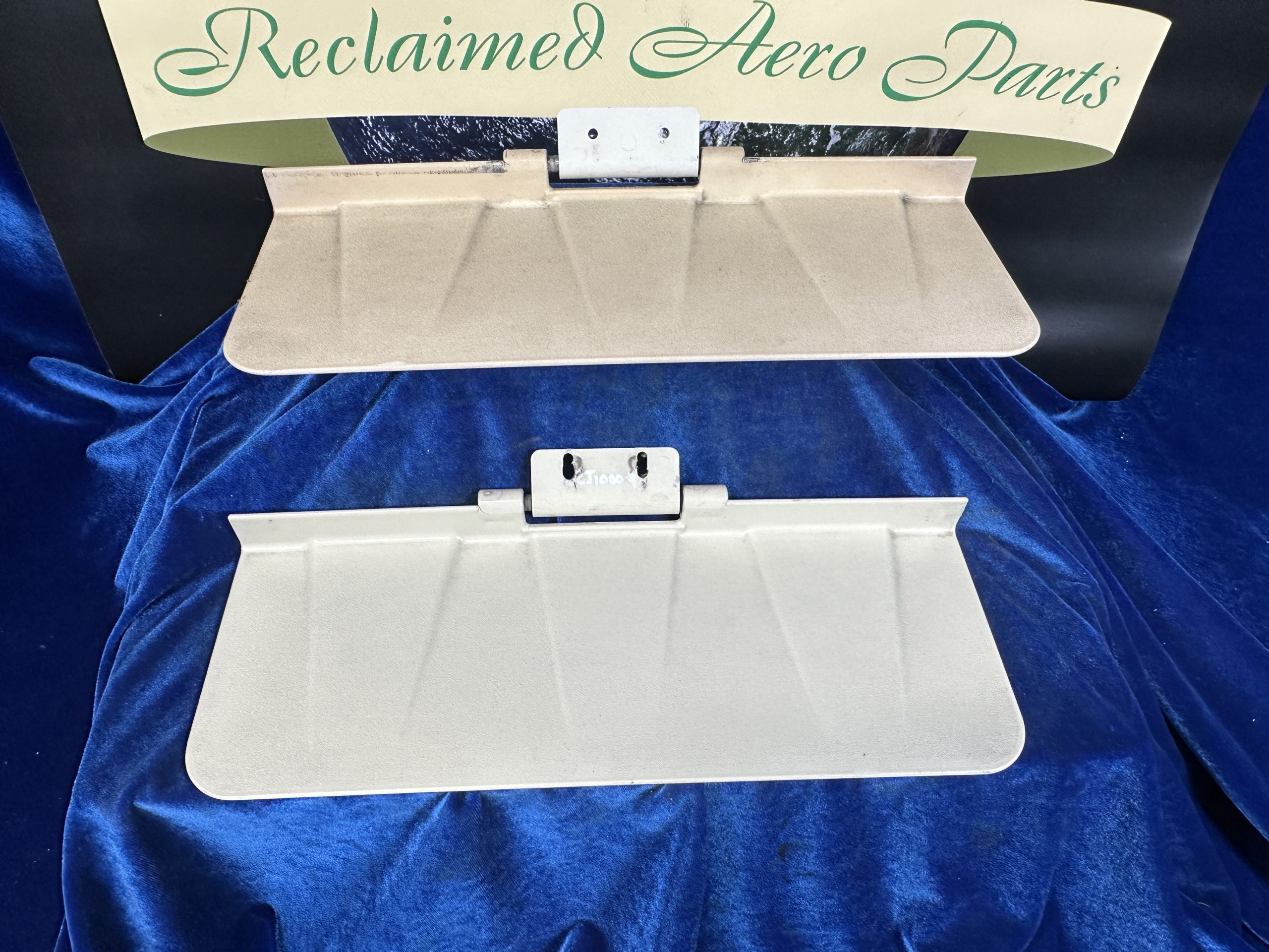 SUNVISORS (SET OF 2)