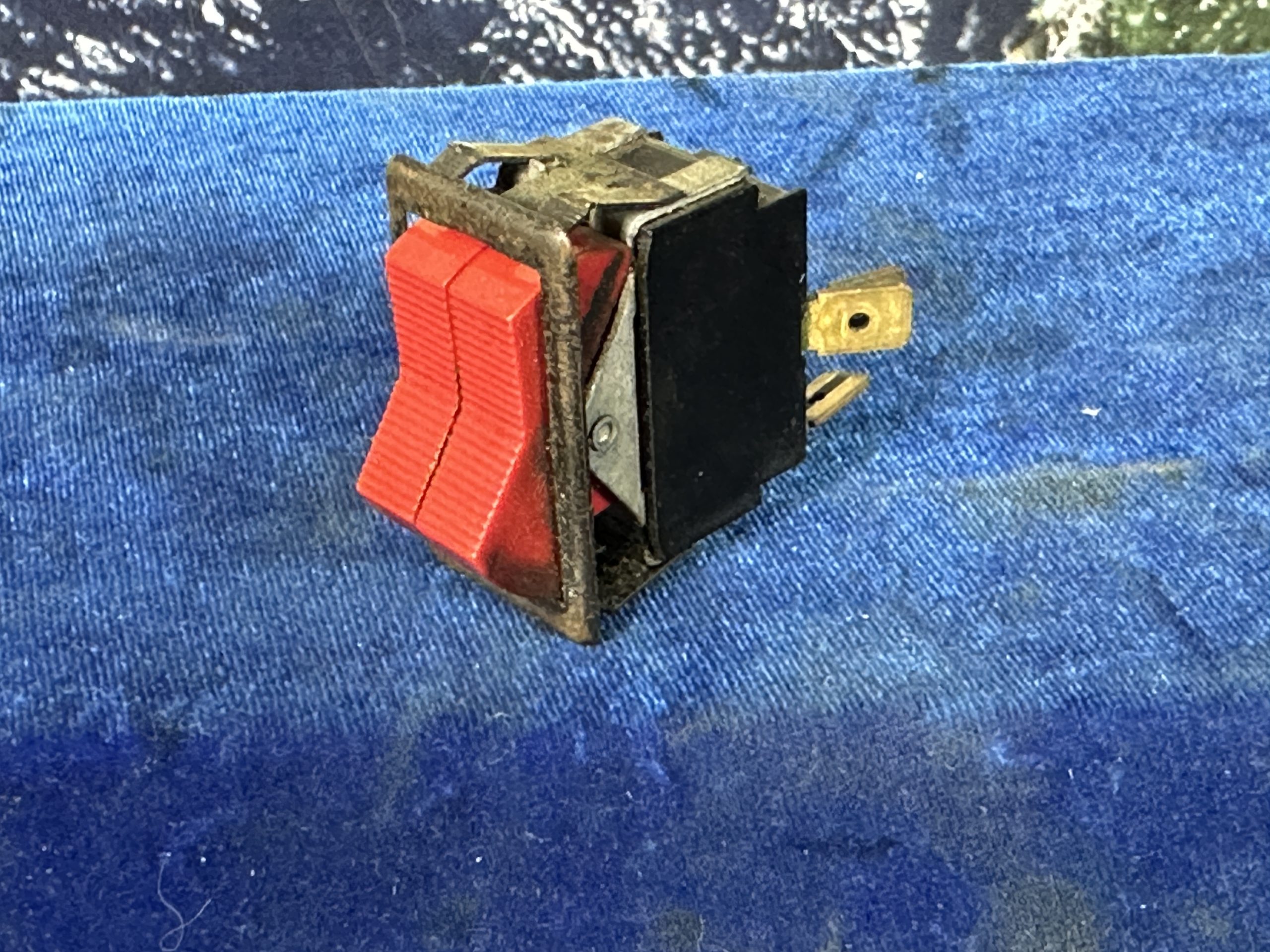 SWITCH - SPLIT MASTER + BEZEL