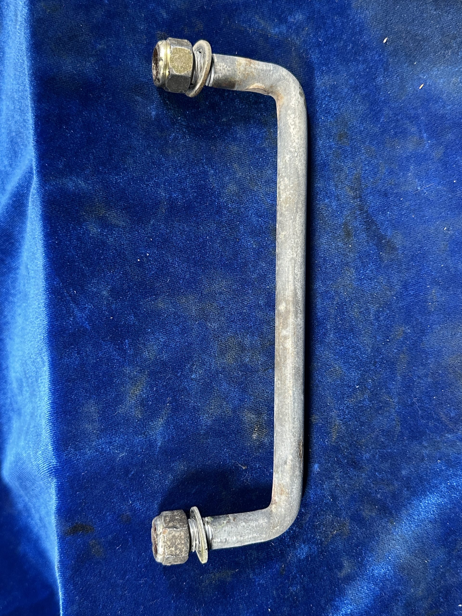 U-BOLT (MAIN LANDING GEAR)