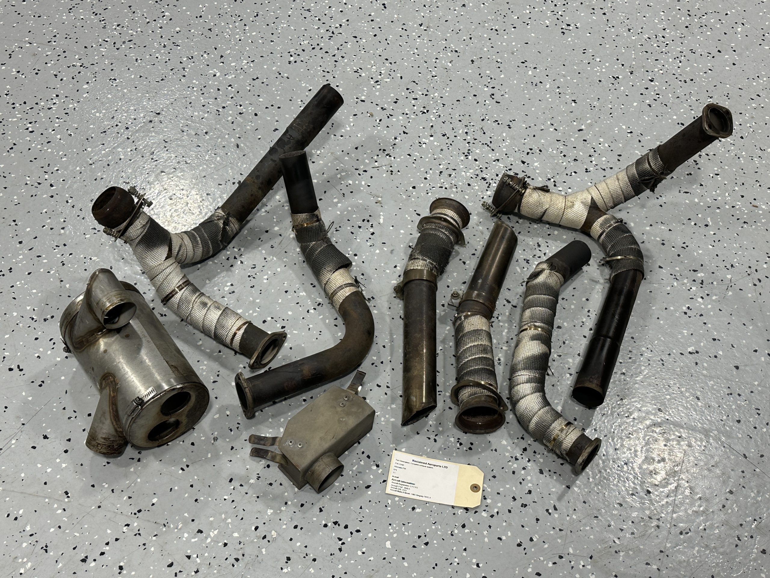 COMPLETE EXHAUST SYSTEM
