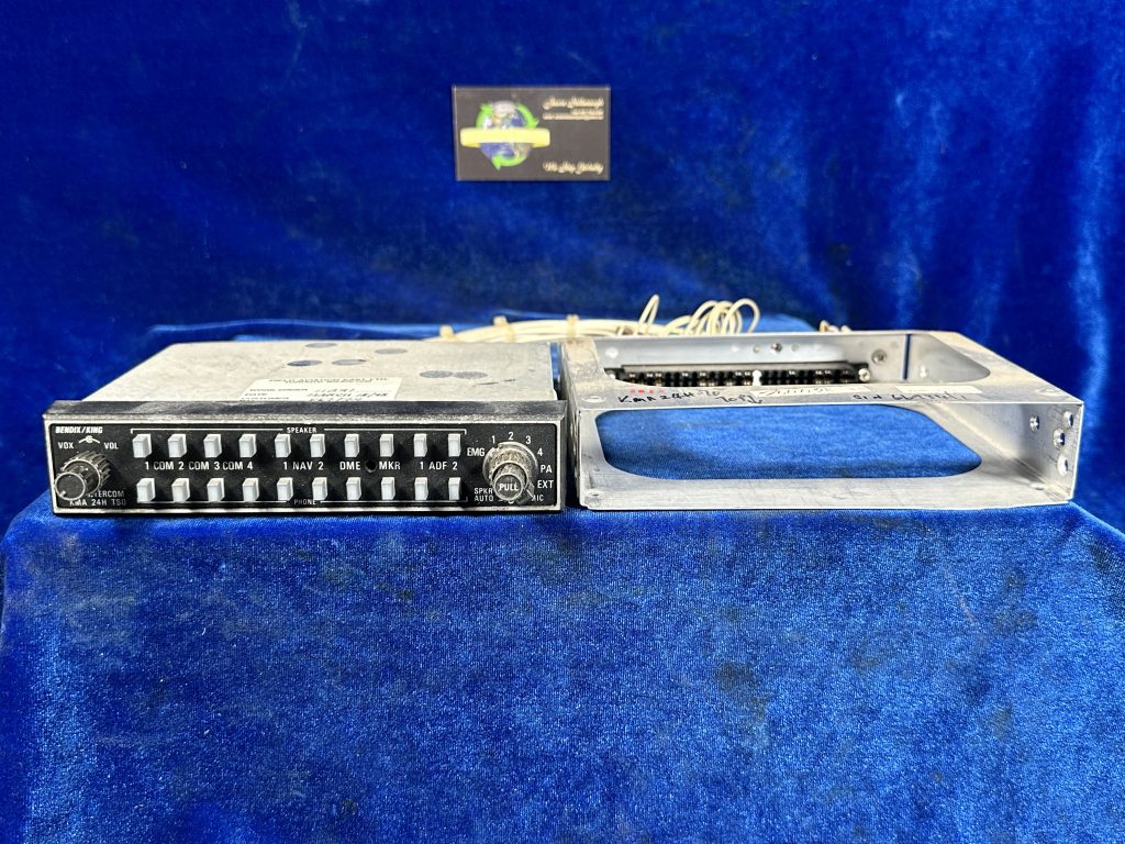 AUDIO PANEL 12-24volt WITH TRAY  (BENDIX KING)